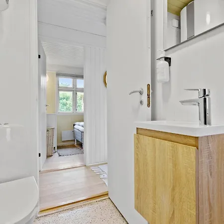 2 Bedroom Cozy In *