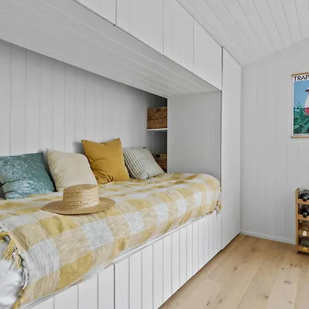 2 Bedroom Gorgeous In Nyaraló