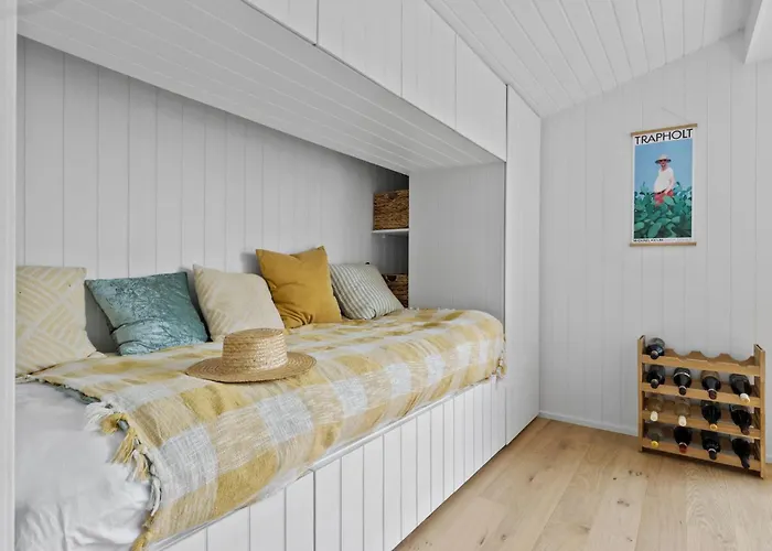 2 Bedroom Gorgeous In Ferienhaus