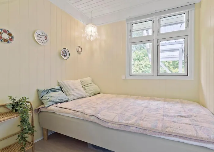 2 Bedroom Gorgeous In