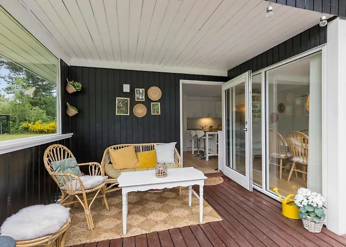 2 Bedroom Gorgeous In Сasa de vacaciones *
